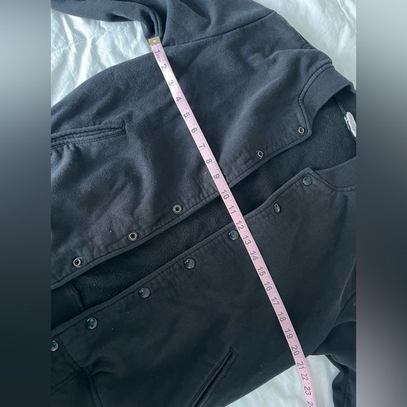 WOMENS BLACK NEW YORK OPEN CREWNECK - Picture 4 of 5